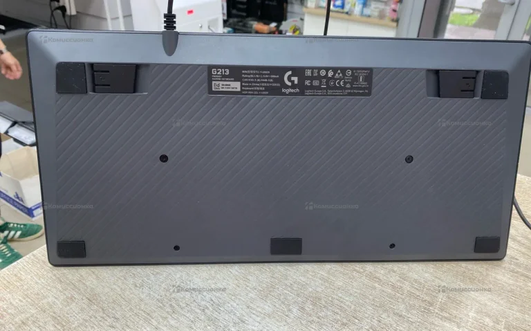 Клавиатура Logitech G213