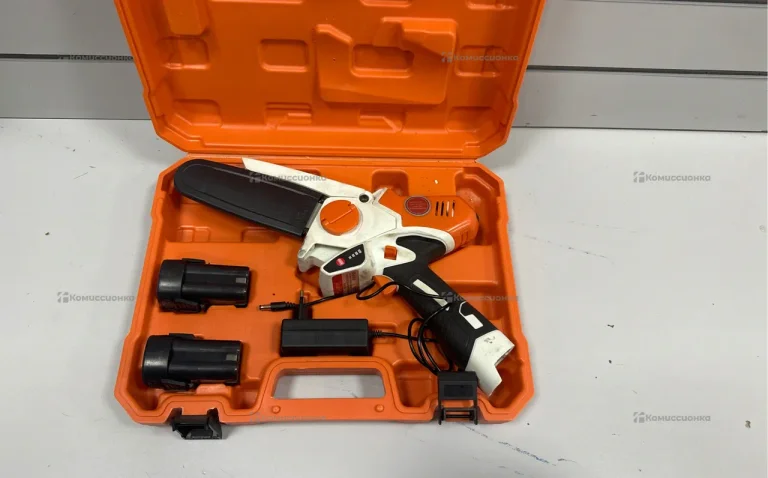 Аккумуляторная цепная пила Sturm CSC1804