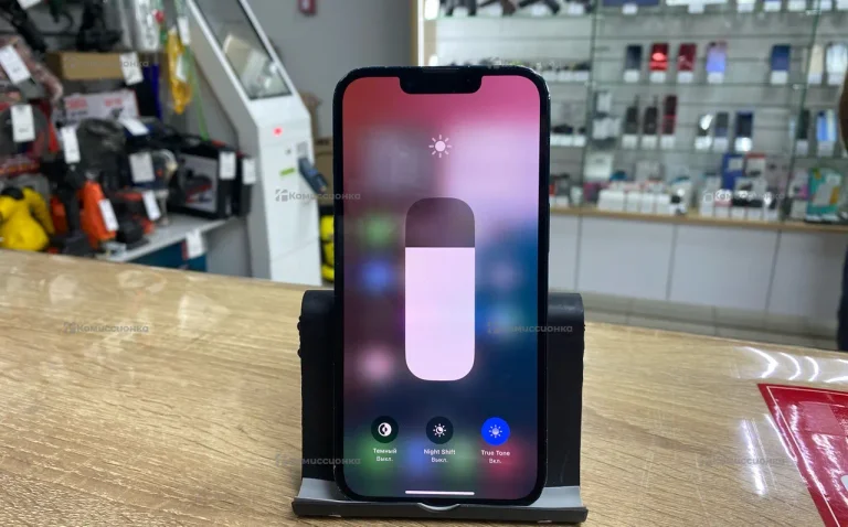 Apple iPhone 14 6/128 ГБ