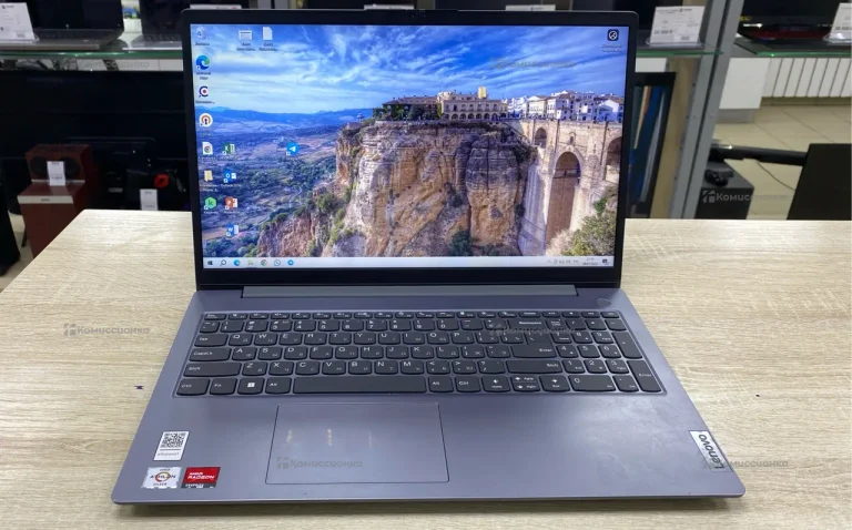 Ноутбук  Lenovo v15 g4
