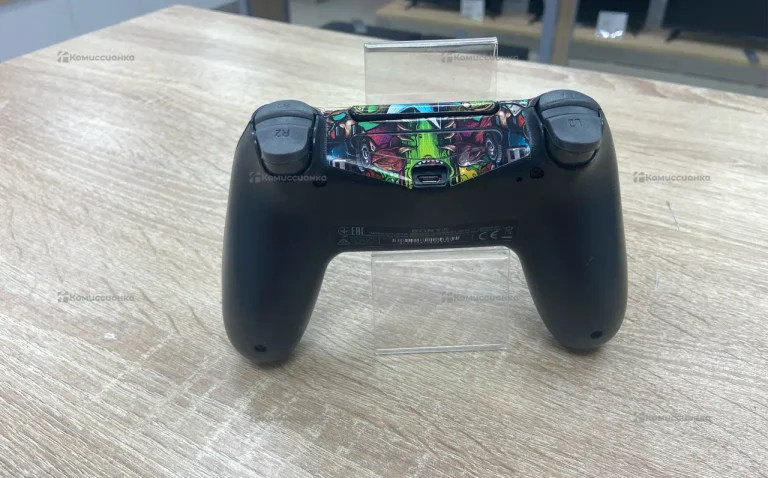PS4. Геймпад DualShock 4 Replica