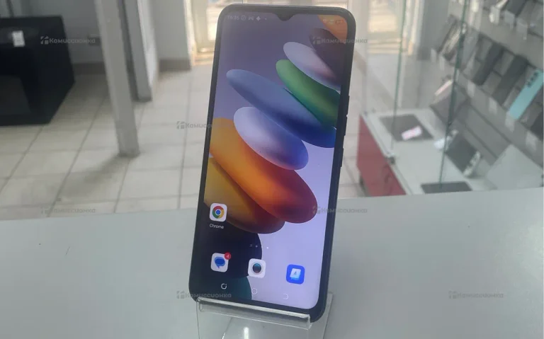 Tecno spark 8c 4 64