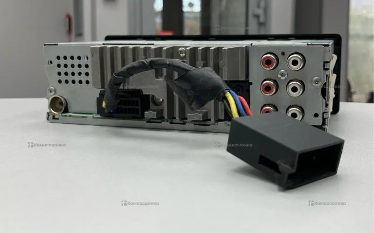 Магнитола Pioneer MVH-S520BT
