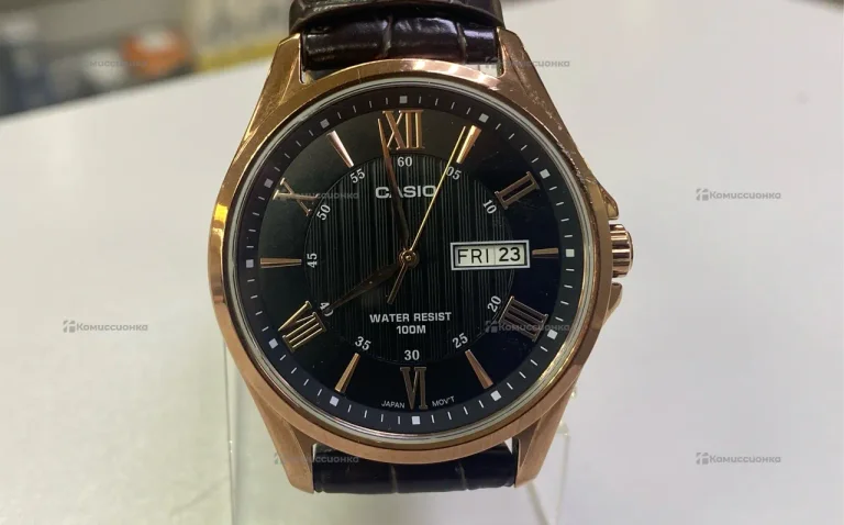 Часы  Casio