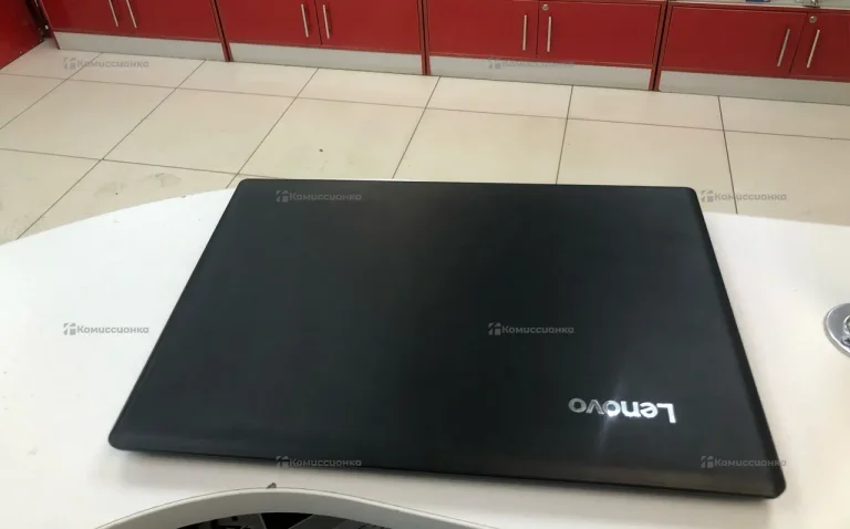 Ноутбук  Lenovo celeron n3060