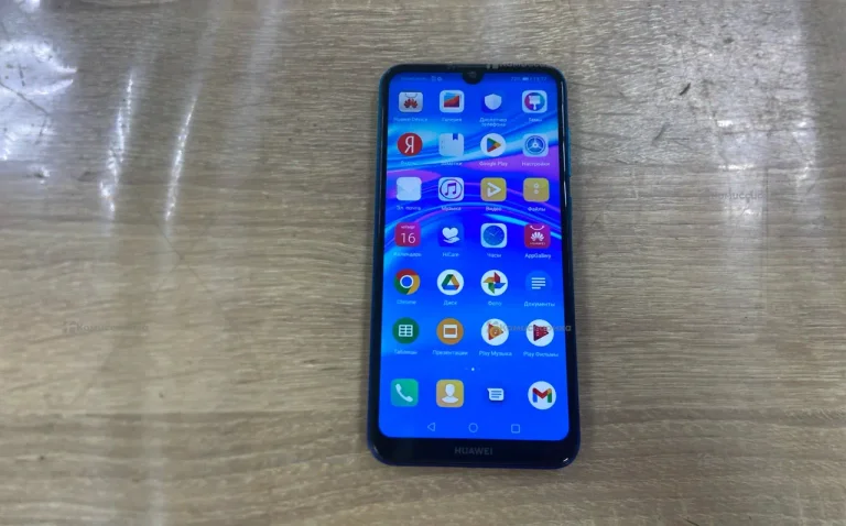 Huawei Y7 (2019) 3/32 ГБ