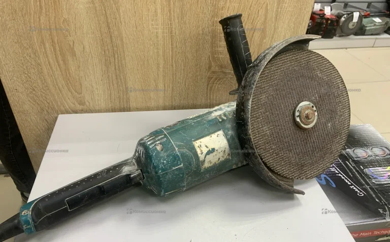 УШМ Makita 9069