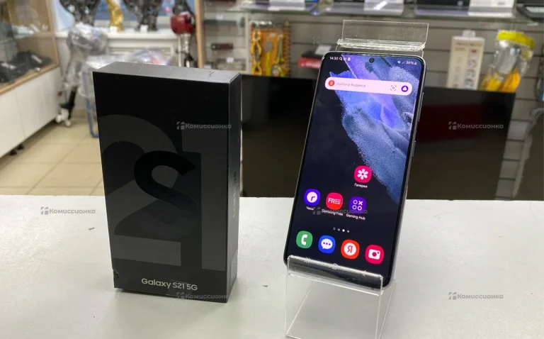 Samsung Galaxy S21 5G 8/128 ГБ
