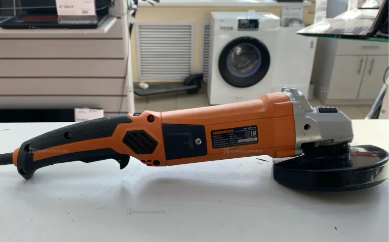УШМ Daewoo Power Products DAG 1250-125