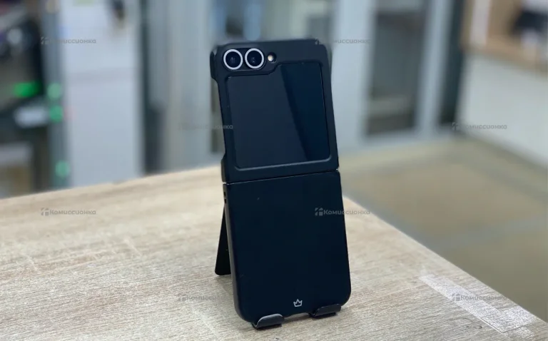 Samsung Galaxy Z Flip6 12/256 ГБ