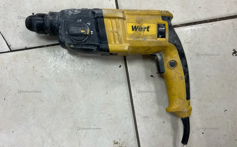 Перфоратор Wert ERH 0724HRE