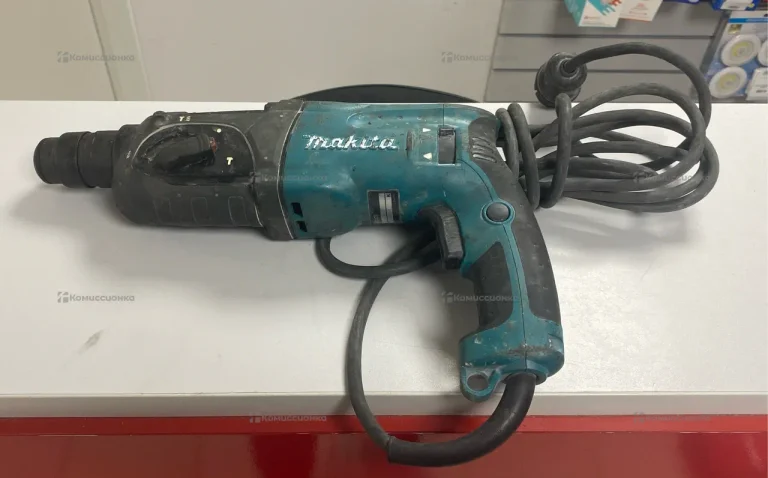 перфоратор Makita H2470