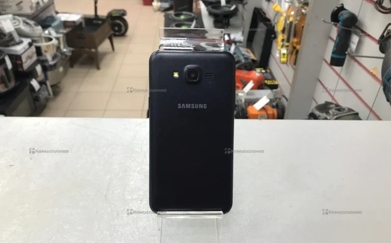 Samsung Galaxy J7 Neo 2/16 ГБ