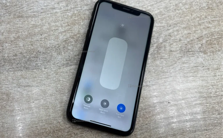 Apple iPhone XR 64
