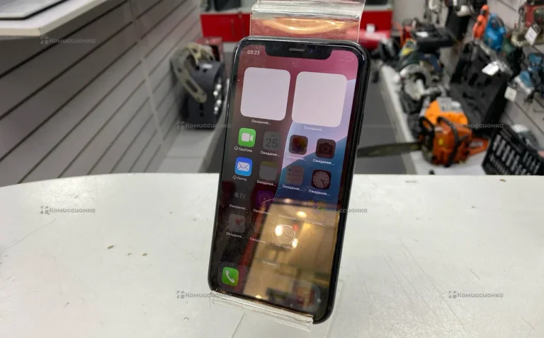 Apple iPhone Xr 64 ГБ.