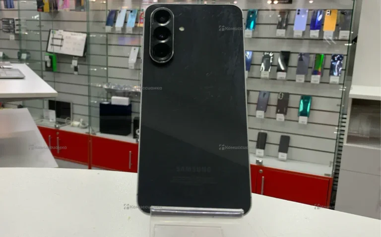 Samsung Galaxy A56 8/128 ГБ