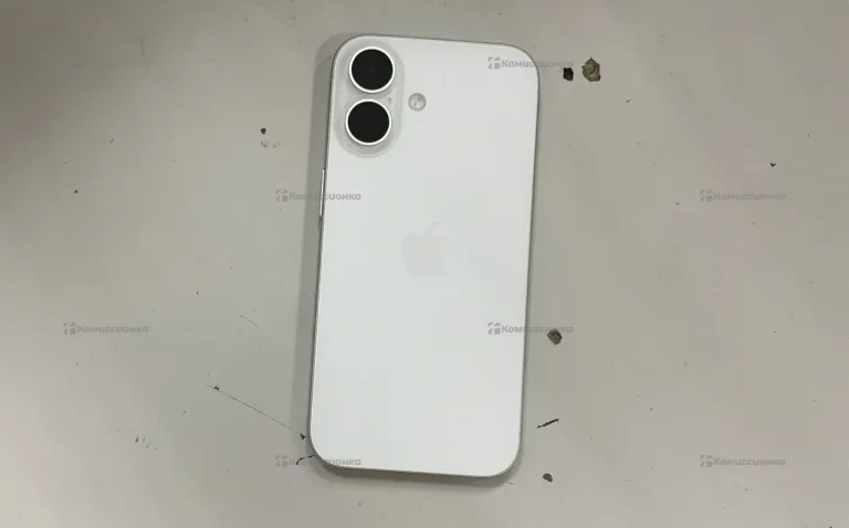Apple iPhone 16 8/128 ГБ