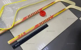 Купить Клюшки детские с шайбой б/у , в Красноярск Цена:290рублей