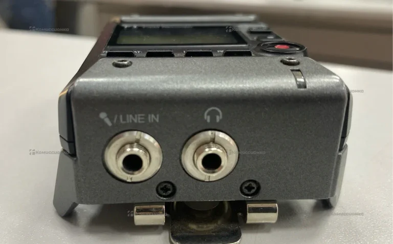 Полевой рекодер Zoom F1 + микрофон