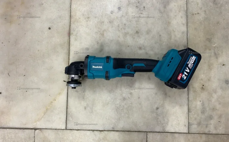 УШМ акамуляторная Makita