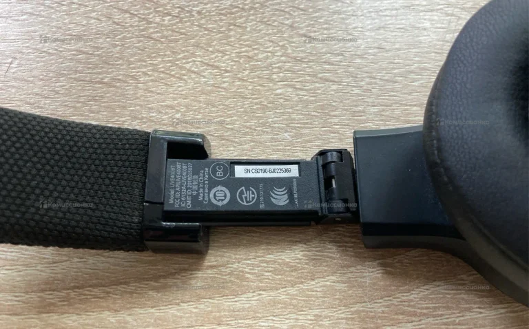 Наушники JBL LIVE400BT