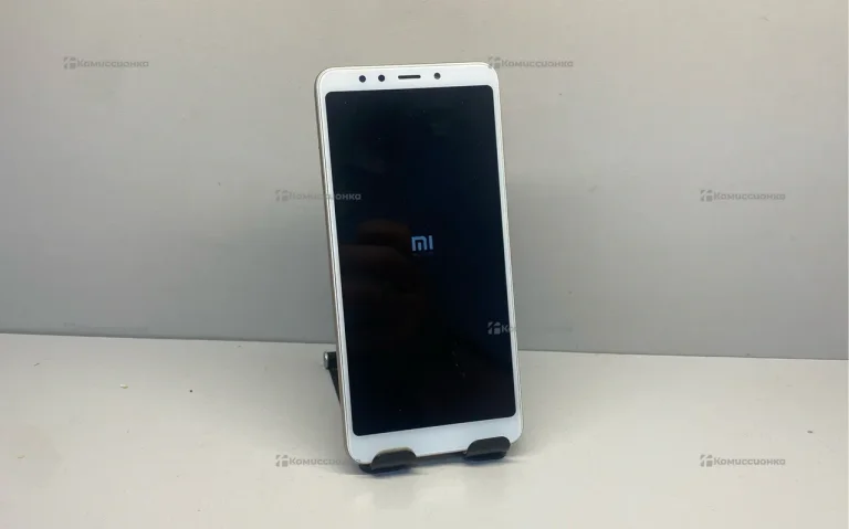 Xiaomi Redmi 5 4/32 ГБ