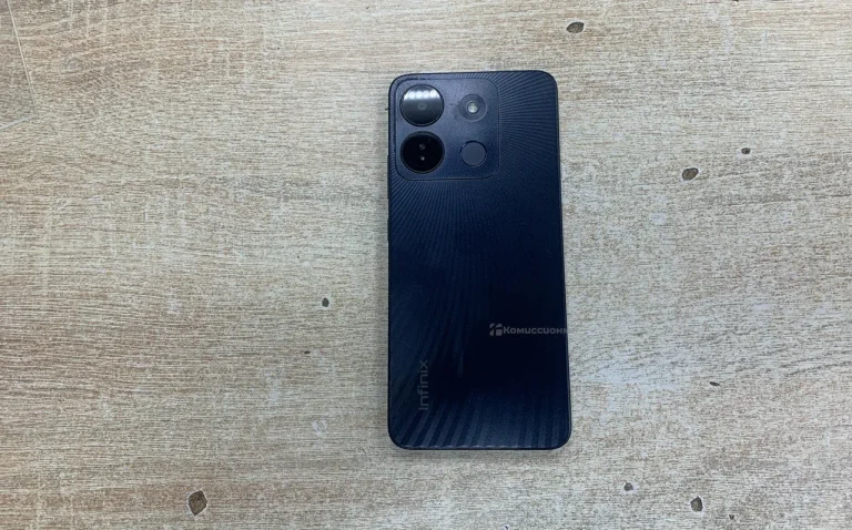 Infinix Smart 7 HD 2/64 ГБ