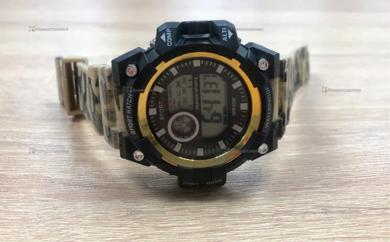 Часы  Sport Watch