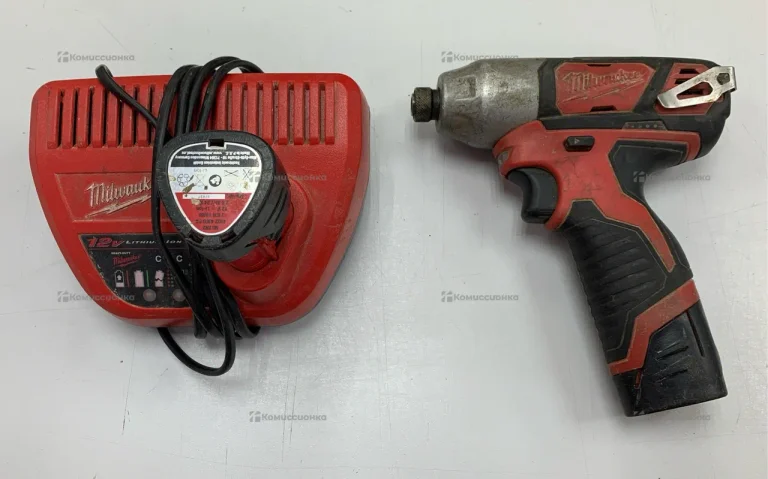 Винтоверт Milwaukee M12 BID-0