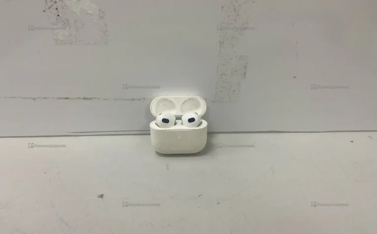 Наушники  белые