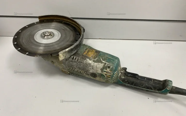 УШМ makita GA9020