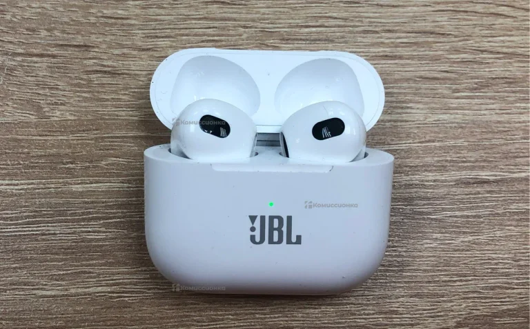 Наушники  JBL
