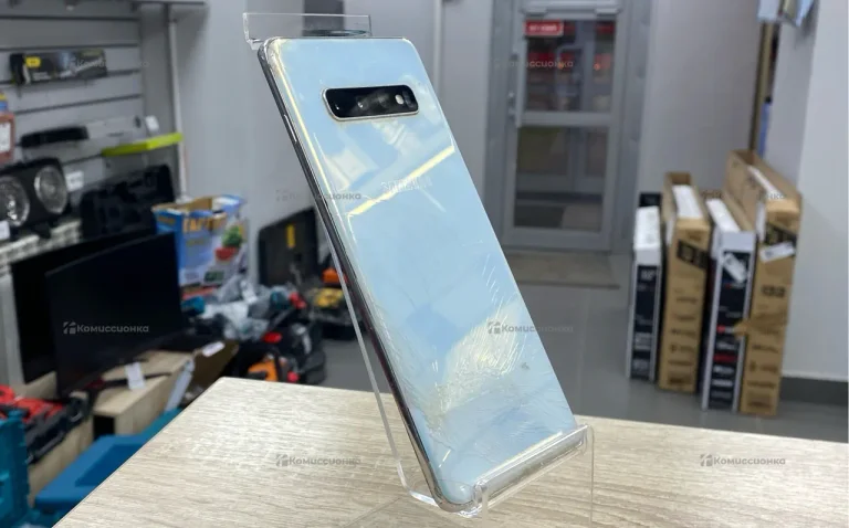 Samsung Galaxy S10+ 8/128 ГБ
