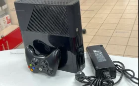 Приставка Xbox 360E CONSOLE 250 GB