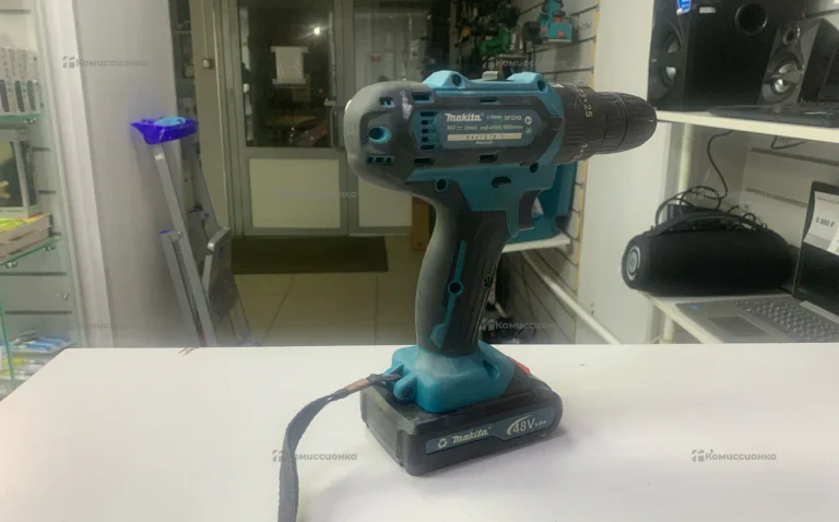дрель шуруповерт Makita DF331D
