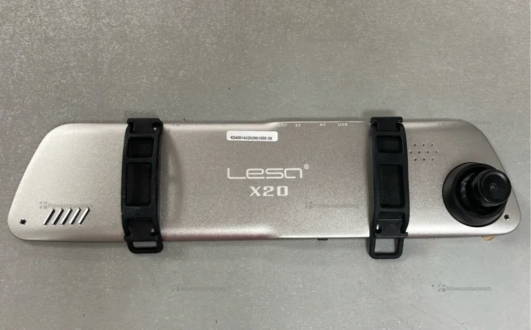 Видеорегистратор  LESO X20