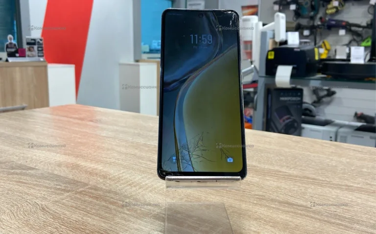 Infinix HOT 40 Pro 8/256 ГБ