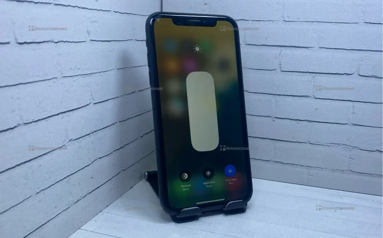 Apple iPhone XR 3/64 ГБ