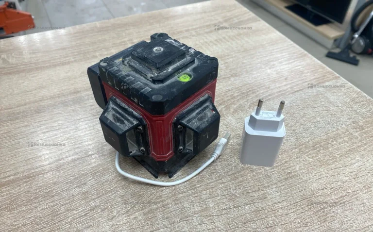 лазерный уровень elitech пл 12л-зел