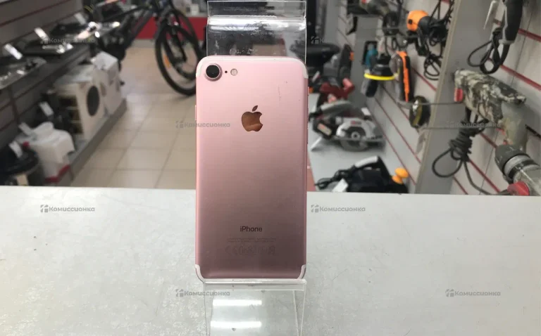 Apple iPhone 7 2/32 ГБ