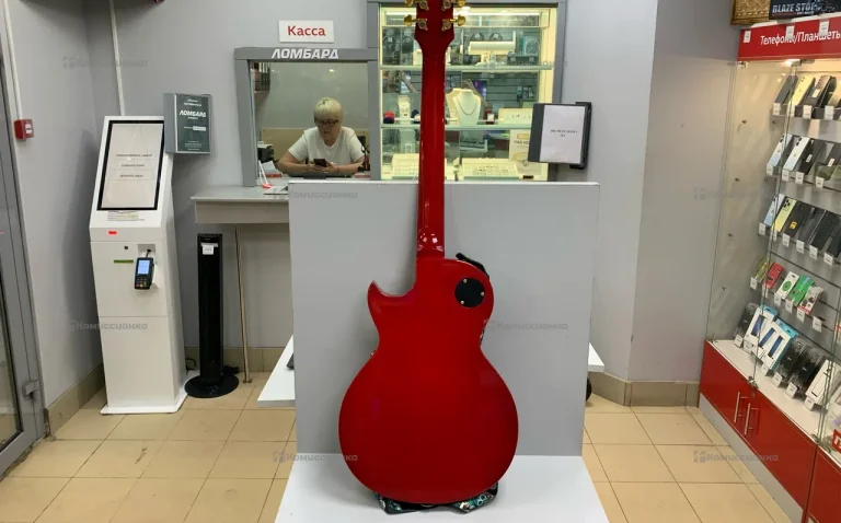 Электрогитара Caraya E239cs