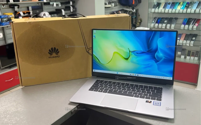 Ноутбук Huawei AMD Ryzen 7 5700U