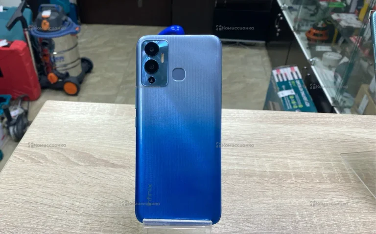 Infinix HOT 12 PLAY NFC 4/64Gb