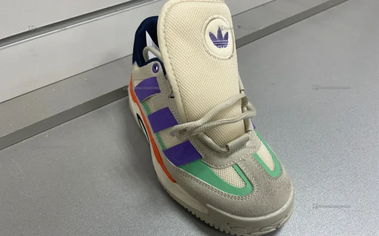 Кроссовки Adidas 36 (беж)