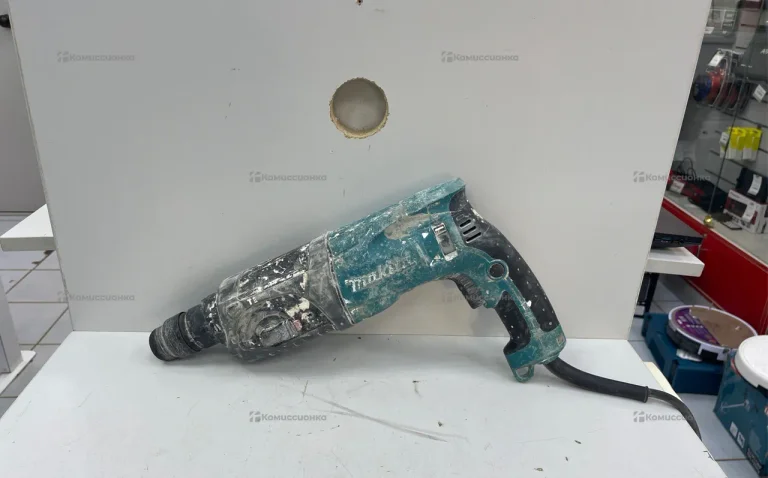 перфоратор makita hr2470