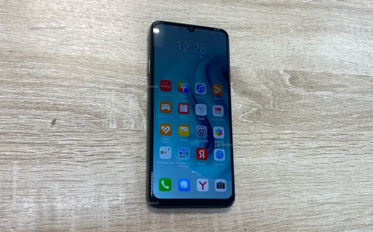 Huawei nova Y72 8/128 ГБ