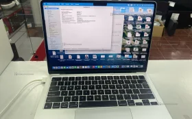 Ноутбук  Apple MacBook M3