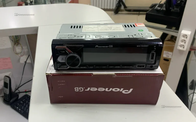 Автомагнитола  Pioneer. MVH-Y8058MBT
