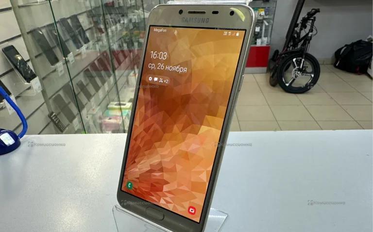 Samsung Galaxy J4 3/32 ГБ