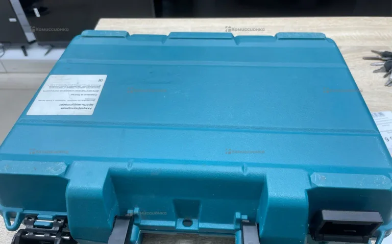 дрель шуруповёрт Makita DF457D